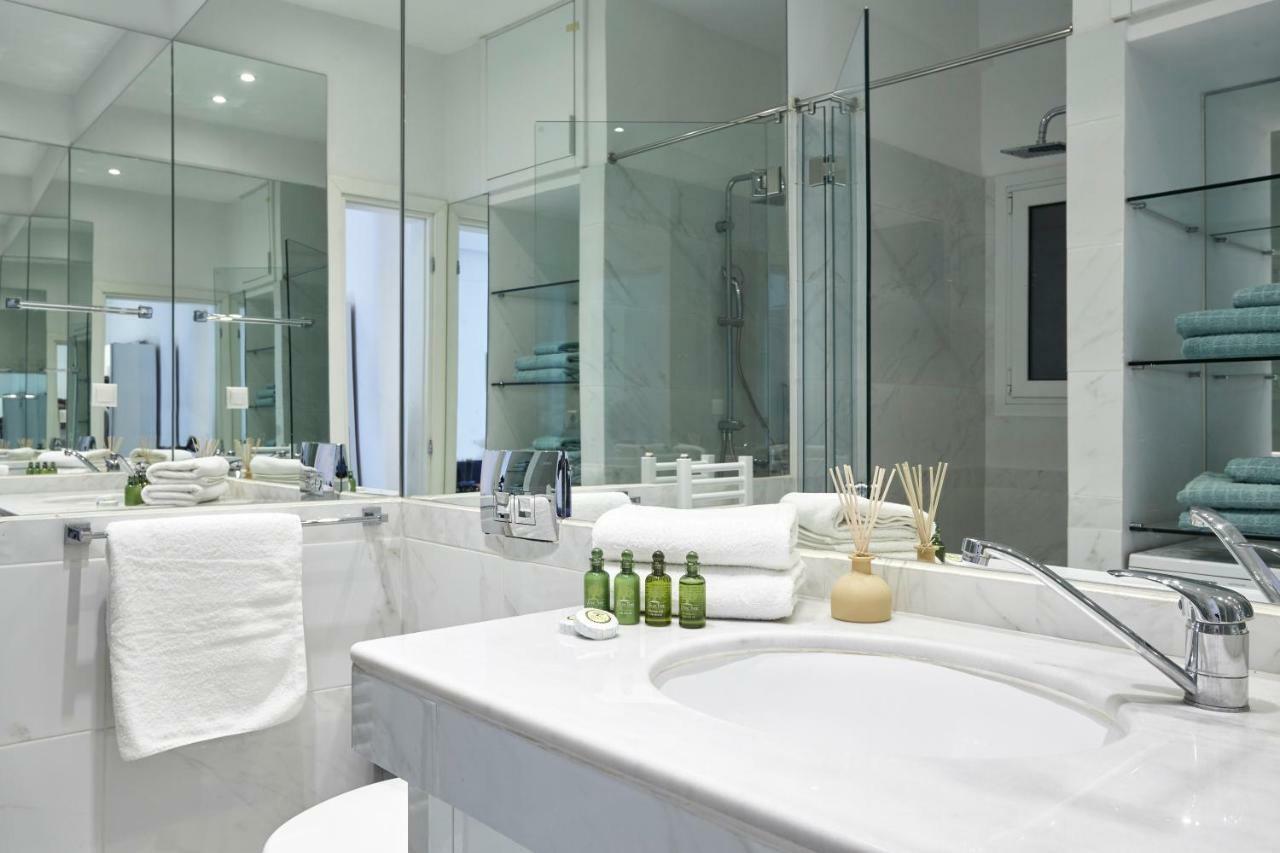 Modern Elegant Apt At Kolonaki Athens Luaran gambar